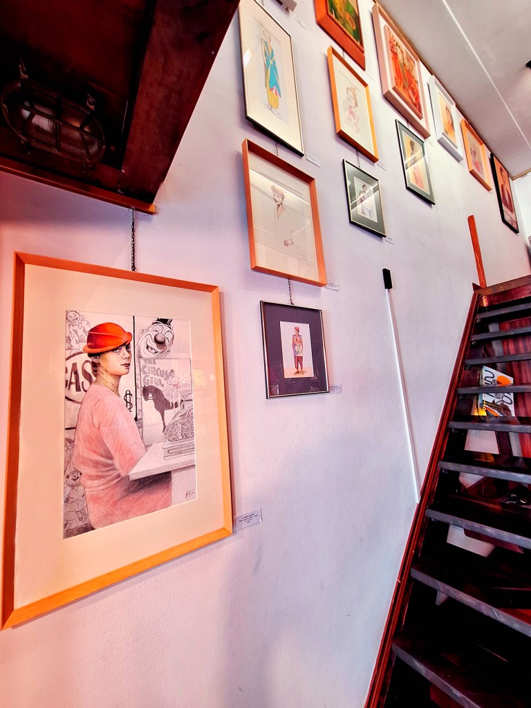 Mostra d'arte permanente di Silvio Sangiorgi presso La Mia Libreria, Piazza della Libertร a Latina